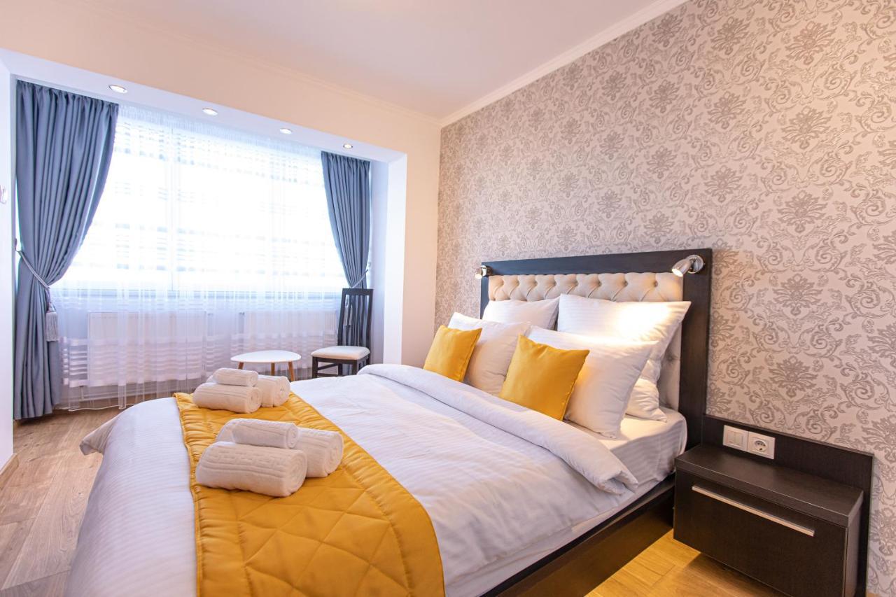 Onyx - Wonder Aparthotel Brasov Bagian luar foto